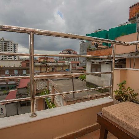 Kathmandu Embassy Hotel Dış mekan fotoğraf